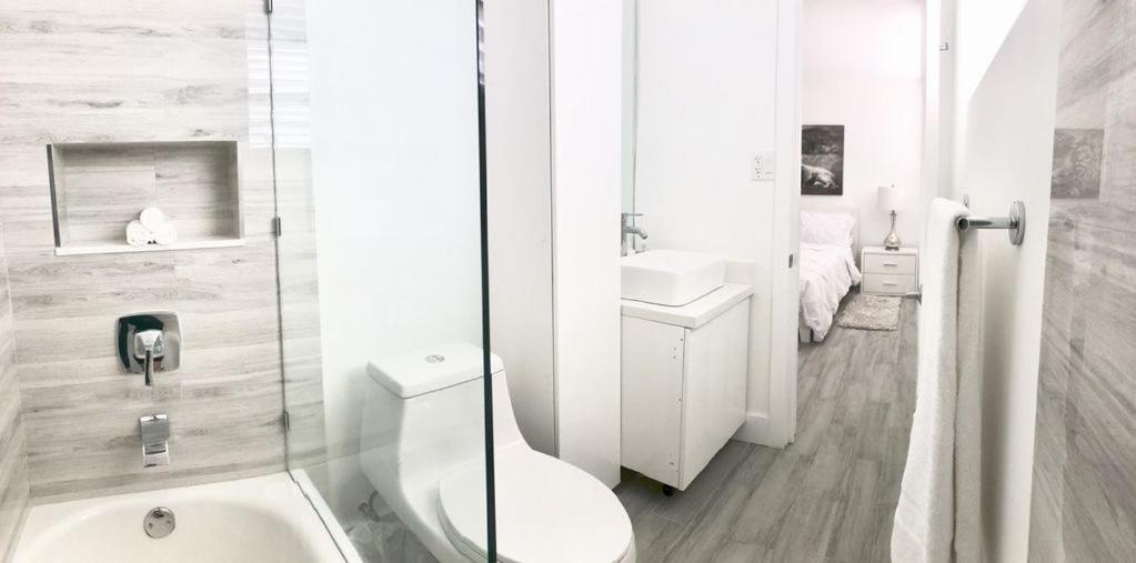Modern & New,Excellent Location Miami Apartment Exterior photo