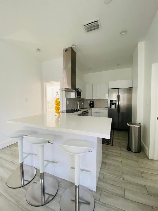 Modern & New,Excellent Location Miami Apartment Exterior photo