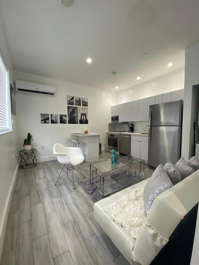 Modern & New,Excellent Location Miami Apartment Exterior photo